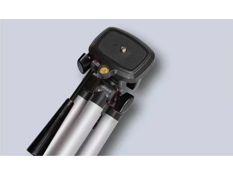 Treppiedi telescopico Einhell altezza 37-110cm attacco 1/4 custodia inclusa