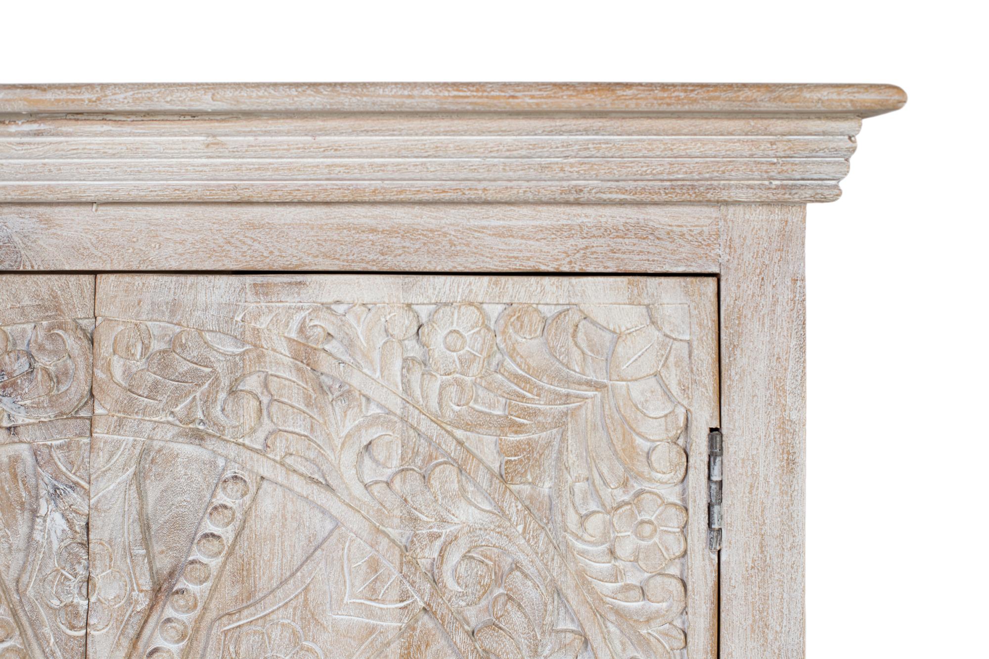 Credenza a due ante realizzata a mano in legno di mango