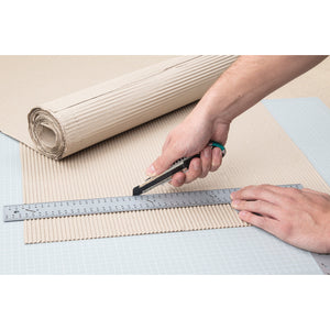 CUTTER CON 1 LAMA A SPEZZARE 18MM