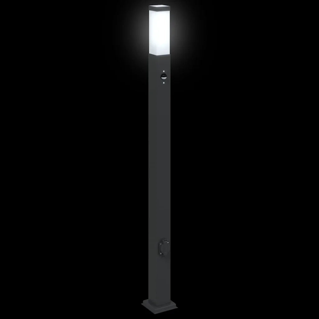 Lampioni a paletto con sensore e presa 3 pz 110 cm neri IP44 4006094