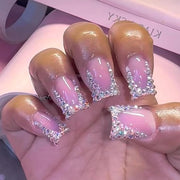 Set da unghie da incollare con pietruzze per nail art 24 pezzi 

(Nota: ho rimosso il nome del marchio "JHubers Goods" e il termine "Nailart accessoire")
