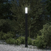 Lampada a paletto con presa di corrente 110 cm Nera IP44 4006087
