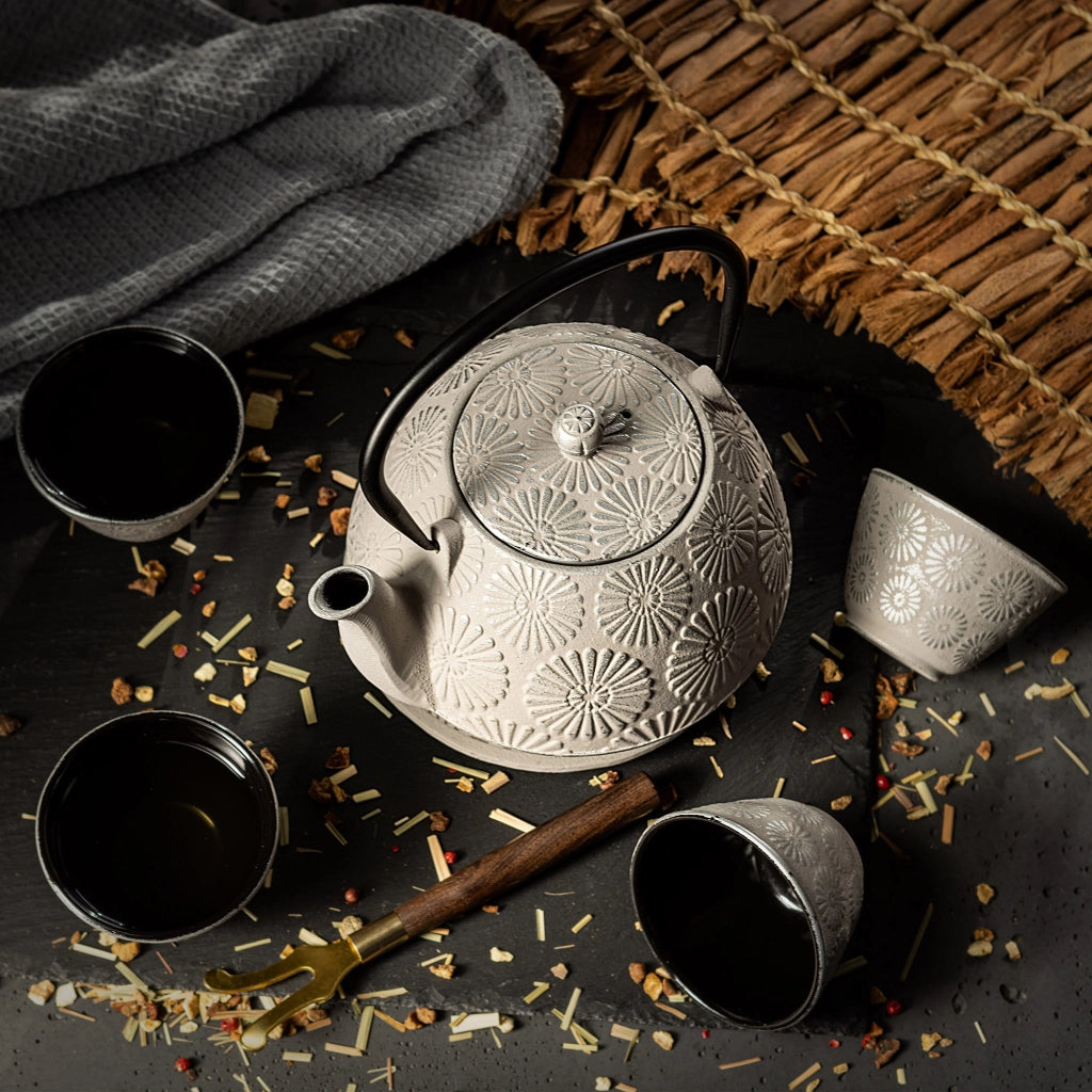Teiera/Brocca in ghisa KADAX, ideale per tisane, 1100 ml, 4 tazze, colore grigio.