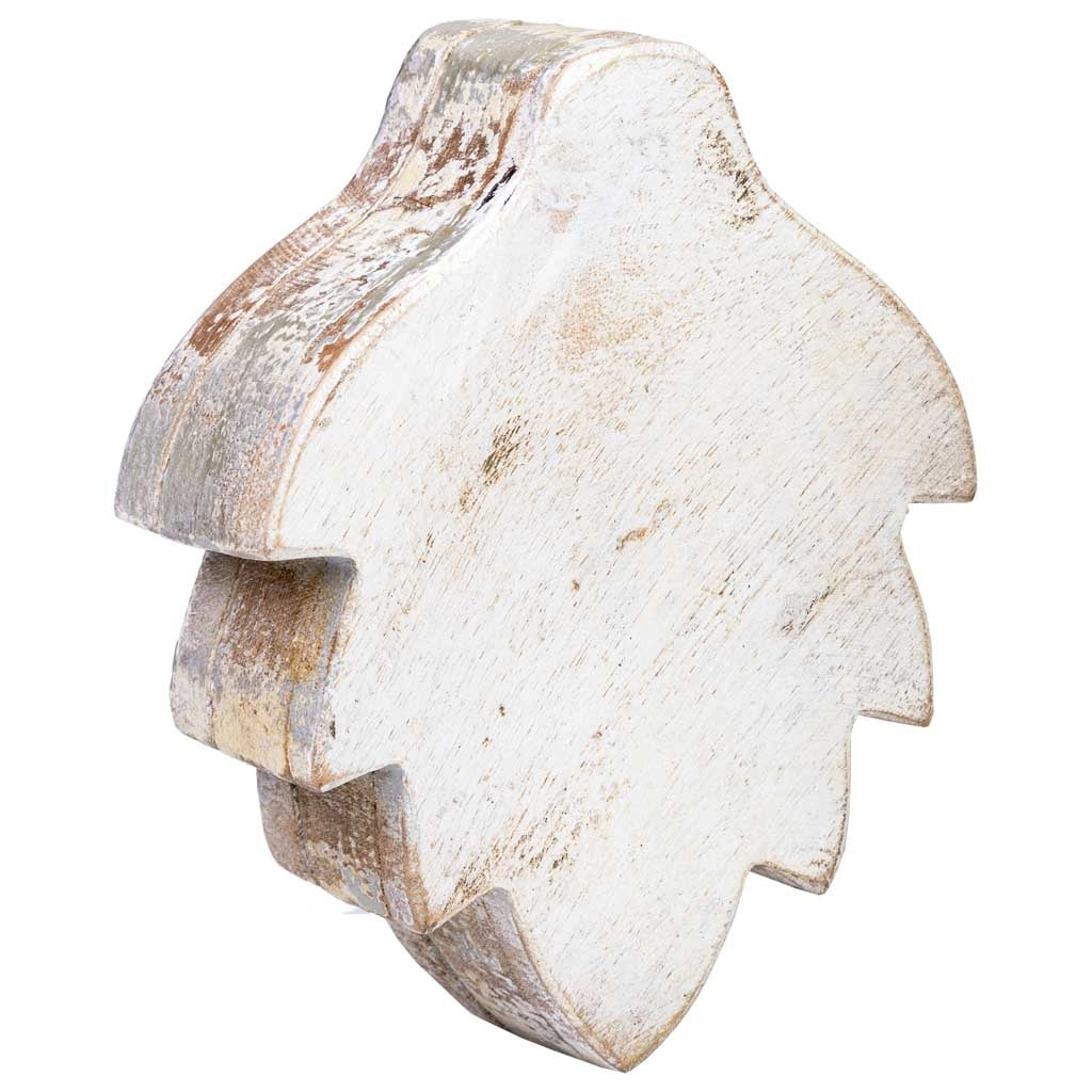 Scatola in legno intagliata con finitura artigianale marrone anticato 17x13,5x5h cm