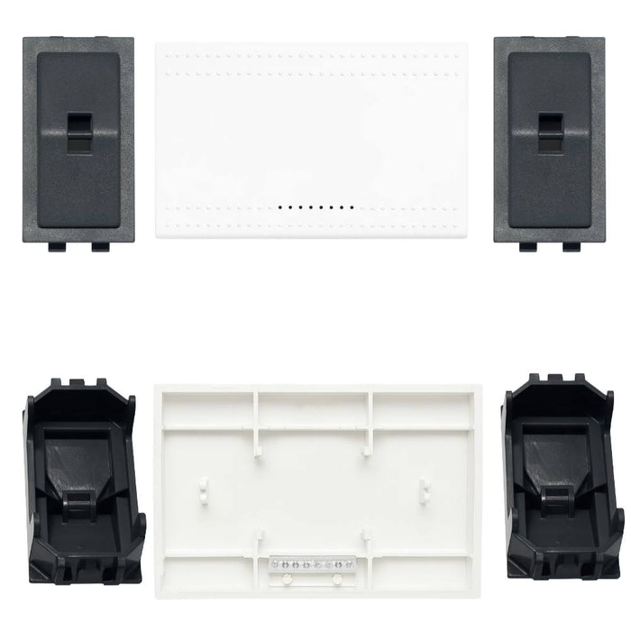 Copritasto illuminabile bticino livinglight bianco per ambienti eleganti *** numero posti 3 moduli, confezione 1