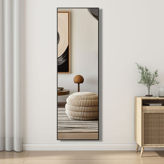 Specchio a corpo intero,150x40cm,design moderno e adatto per svariate scenari.
