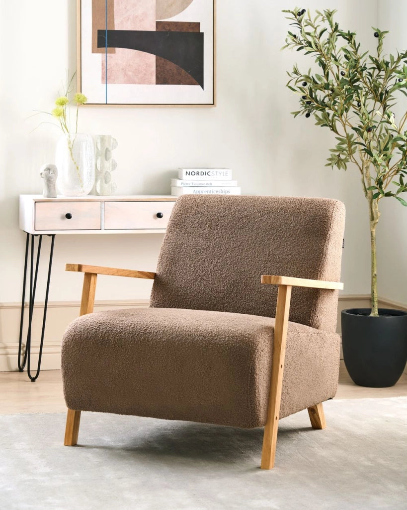 Poltrona Marrone Boucle Gambe in legno con braccioli Soggiorno moderno minimalista