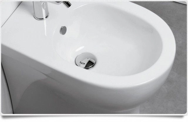 Kit Sanitari filomuro Collezione Pratica - Azzurra ceramica - Vaso filomuro Azzurra Pratica