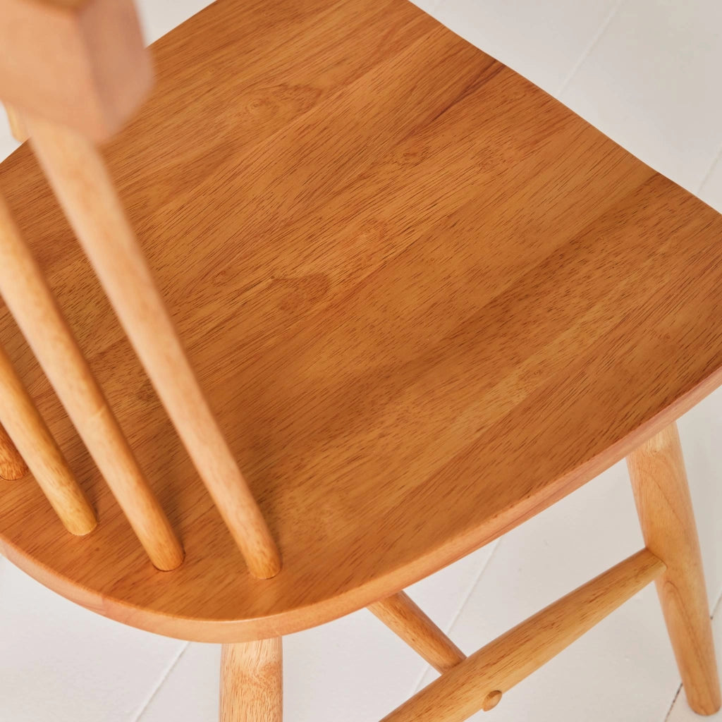 Set di 4 sedie a doghe in legno di gomma naturale | sweeek