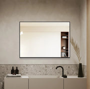 Specchio da parete con cornice in alluminio nero