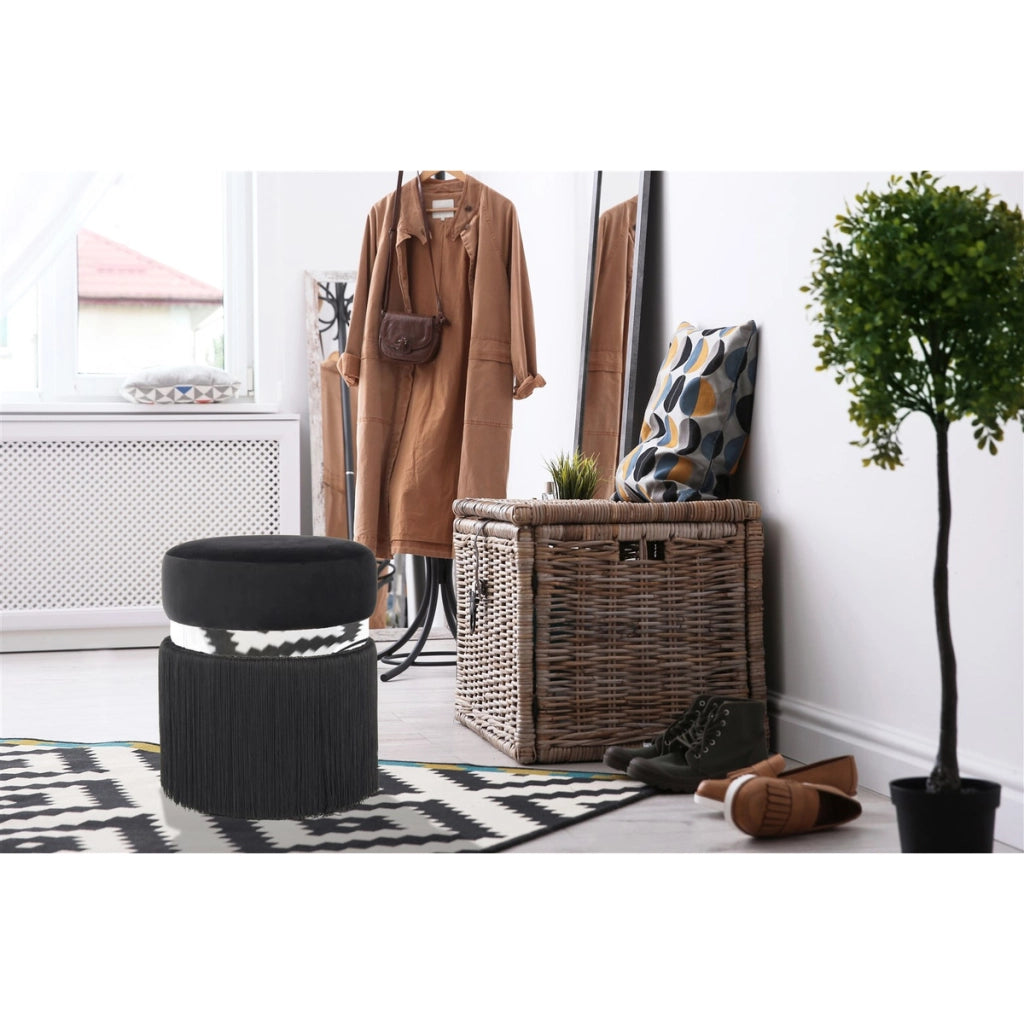 Pouf Rebecca in velluto nero e argento con frange