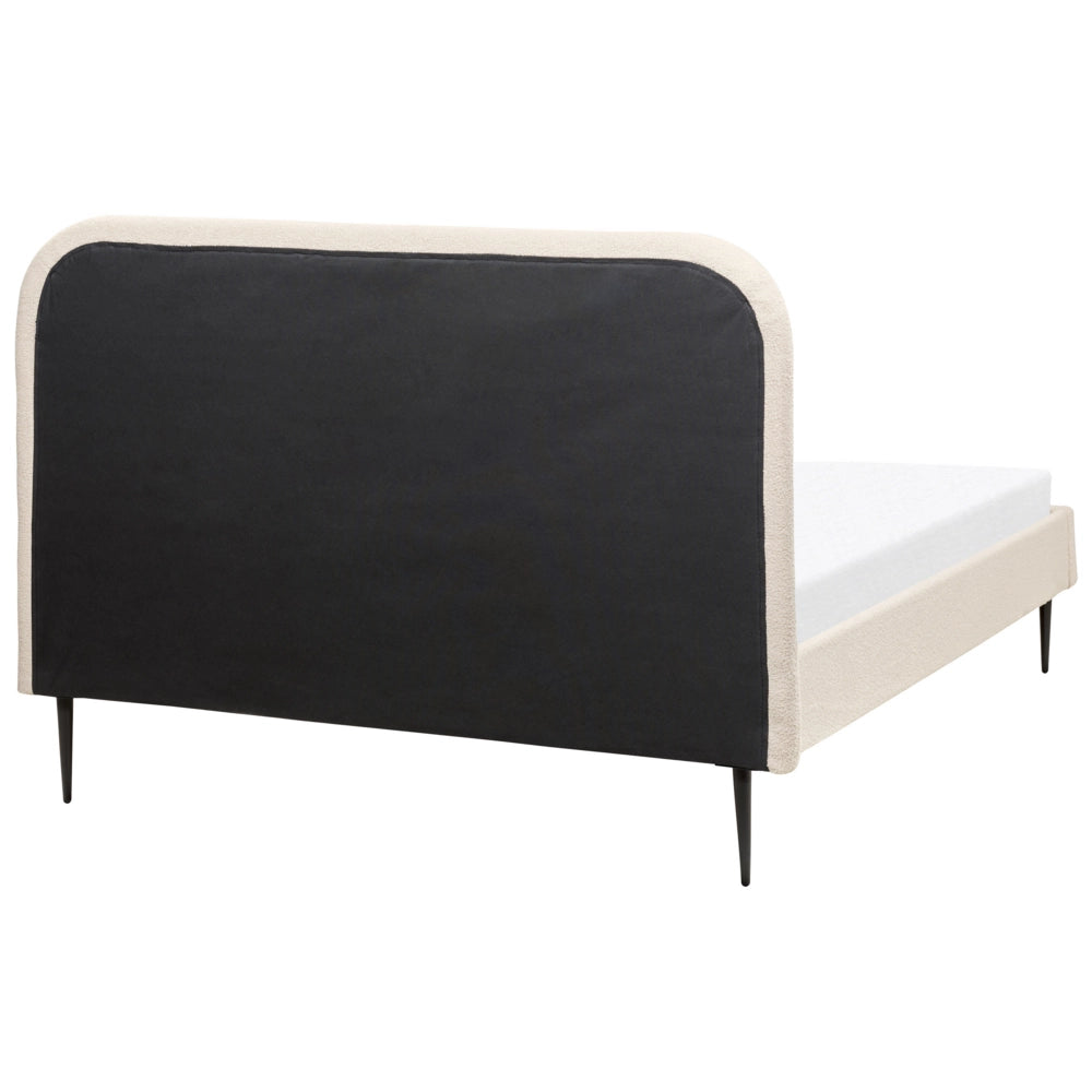 Letto beige bouclè tappezzeria doppia dimensione gambe dorate testiera con rete a doghe 140 x 200 cm design minimalista