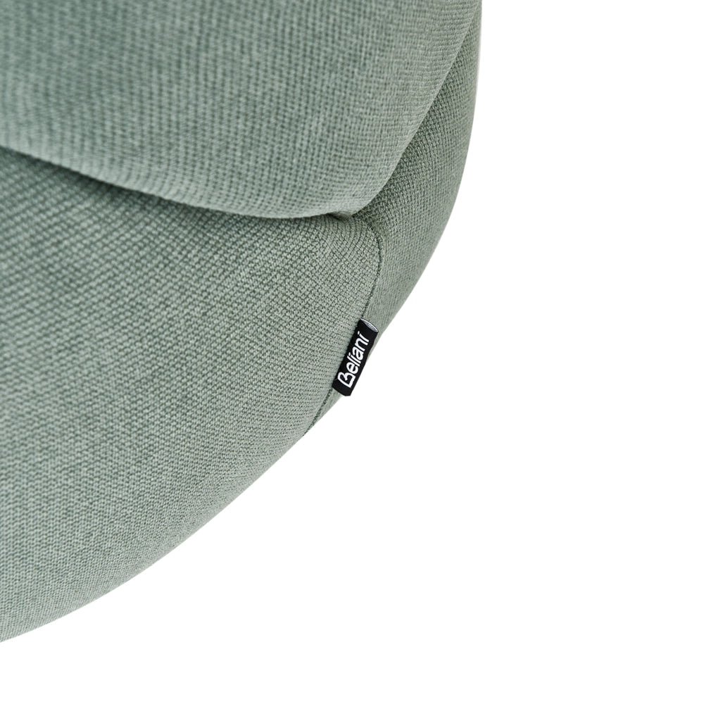 Poltrona in tessuto verde con base dorata stile retro glam art decor