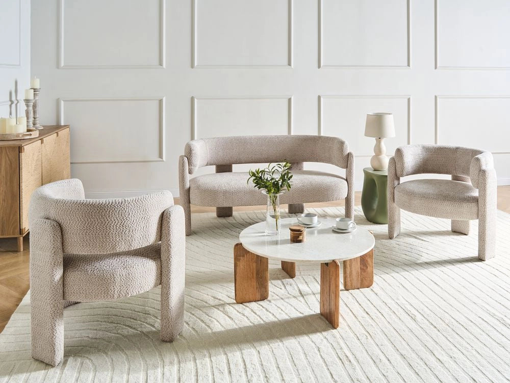 Set da salotto a 4 posti, rivestimento in ciniglia di poliestere beige chiaro, sedute moderne e comode, schienale ricurvo, stile scandinavo