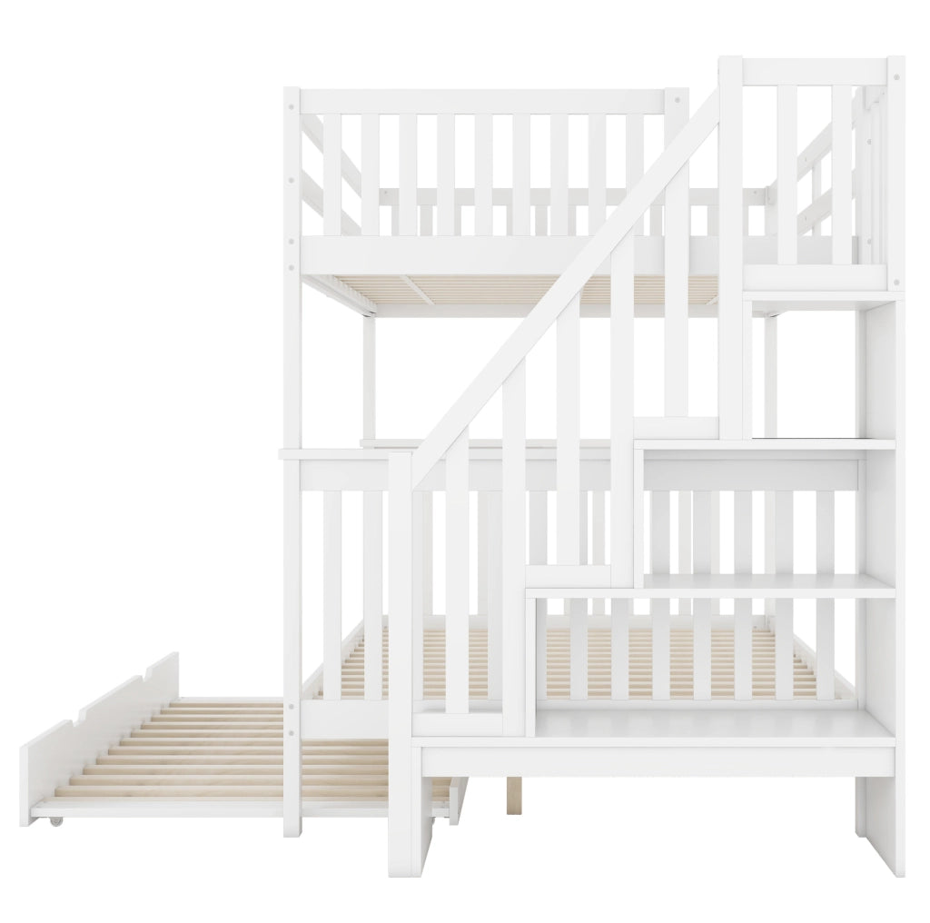Letto a castello 140x200 cm con letto estraibile e scala con ripiani; bianco; in pino e MDF