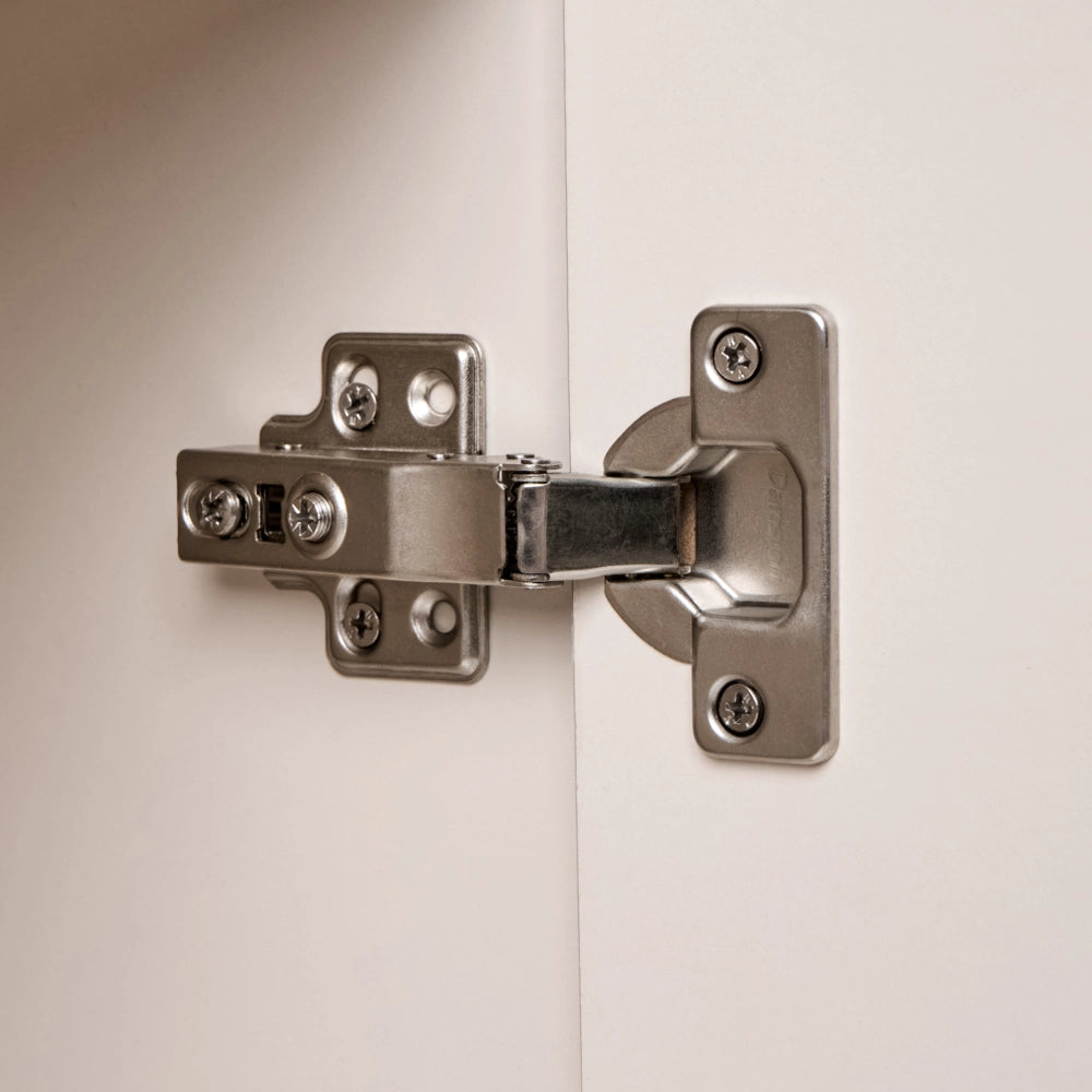 Mobile da bagno sospeso con struttura in MDF beige, 4 ripiani, frontali scanalati, stile glamour