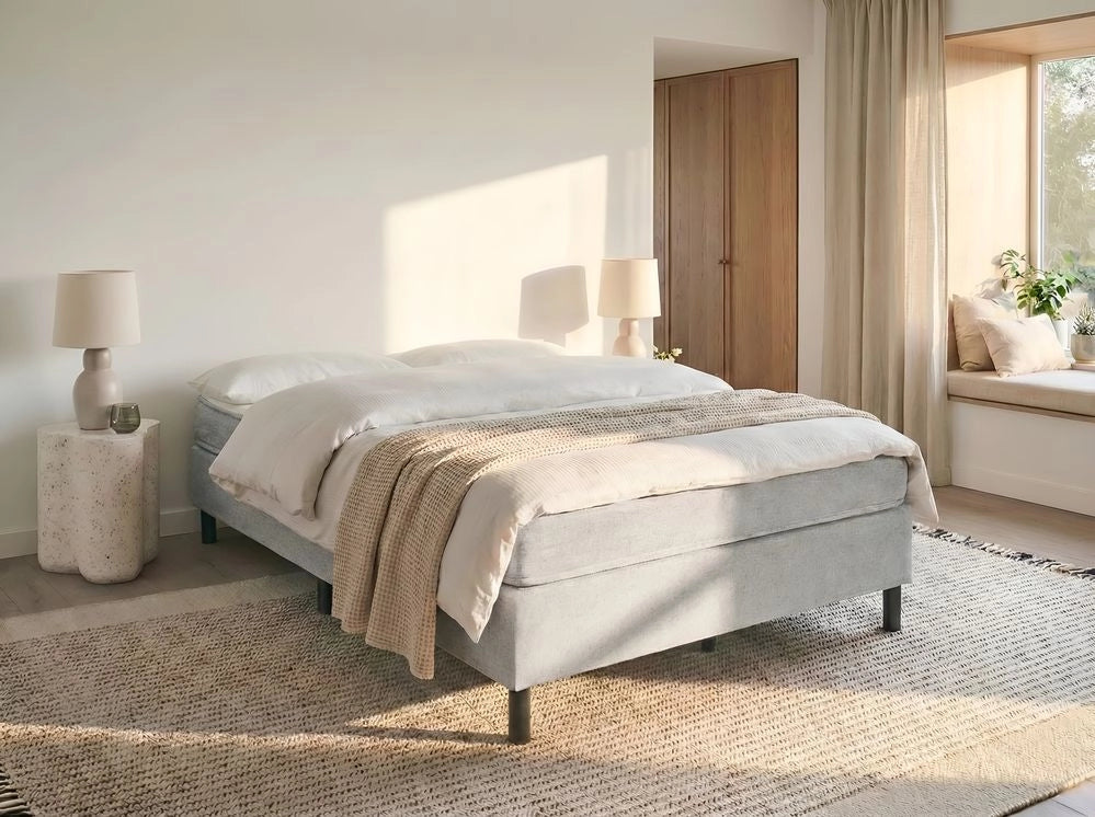 Letto matrimoniale con rete in tessuto 140 x 200 cm con materasso a molle insacchettate senza testiera camera da letto grigio chiaro