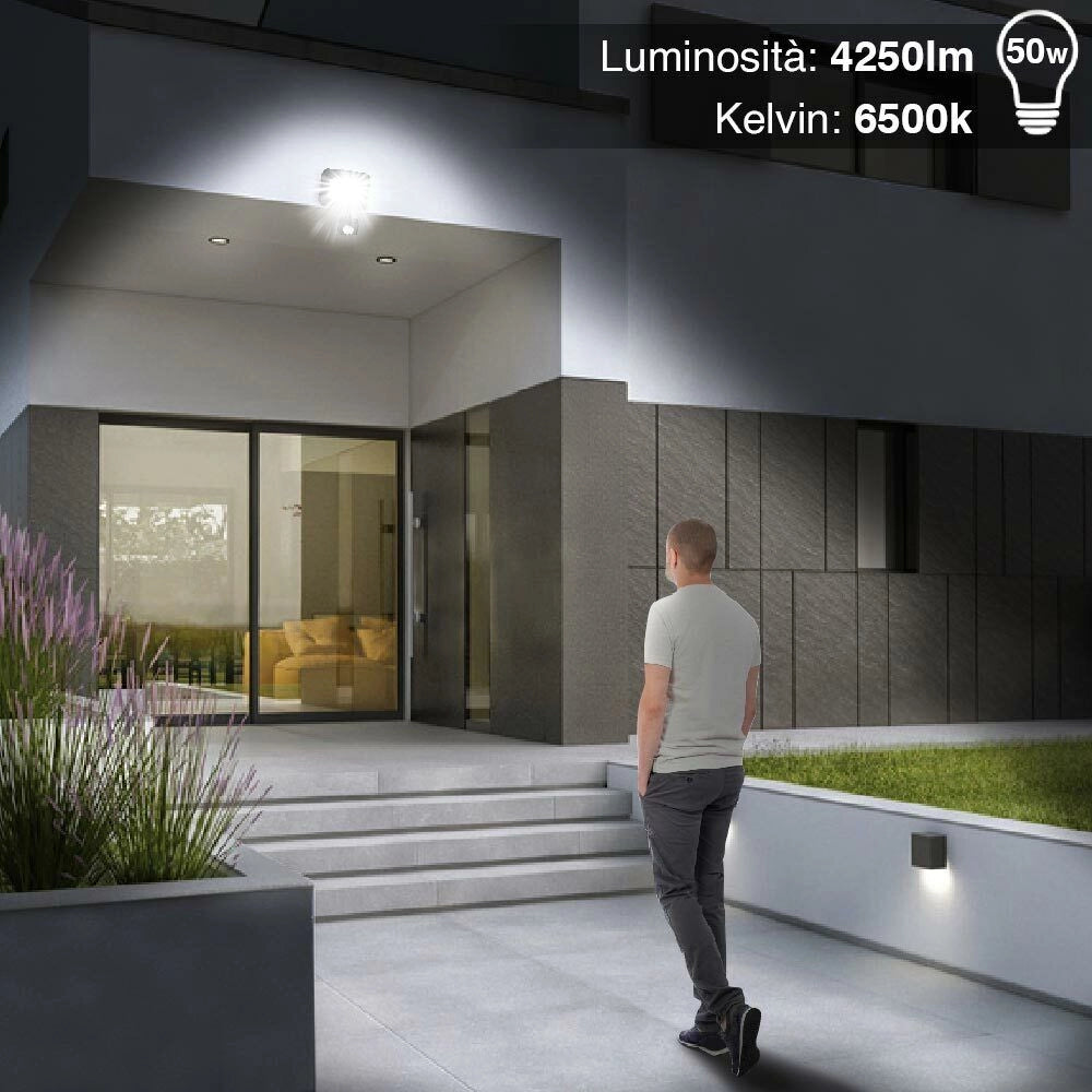 Faro LED 50W Luce Alta Luminosita 4250lm Faretto esterno con Sensore Movimento