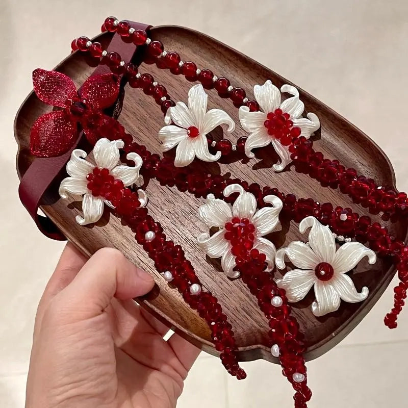 Collana con anello a forma di fiore di cristallo rosso, realizzata a mano, regalo di Natale o di compleanno.
