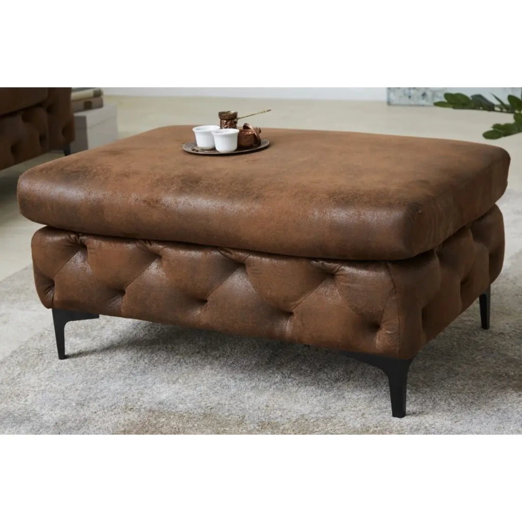 Pouf VELENA marrone – Pouf barocco in microfibra con struttura in legno massello