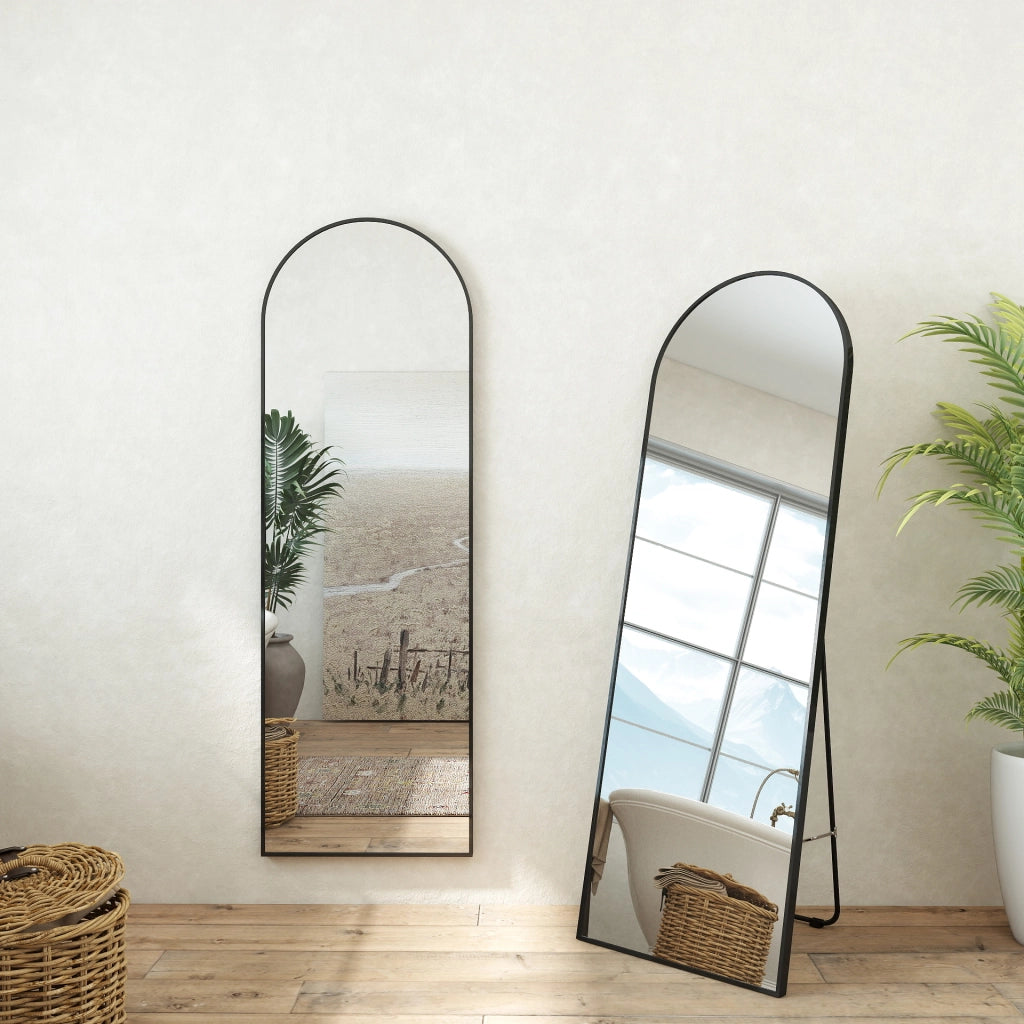 Specchio a corpo intero 150x50cm, design moderno e adatto per svariate scenari.