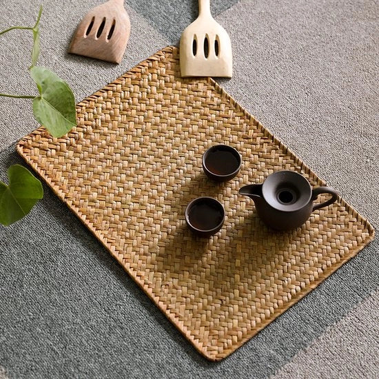 Set di 6 piatti per tavola rettangolari, tessuti con erba naturale, dimensioni 45 x 30 cm.