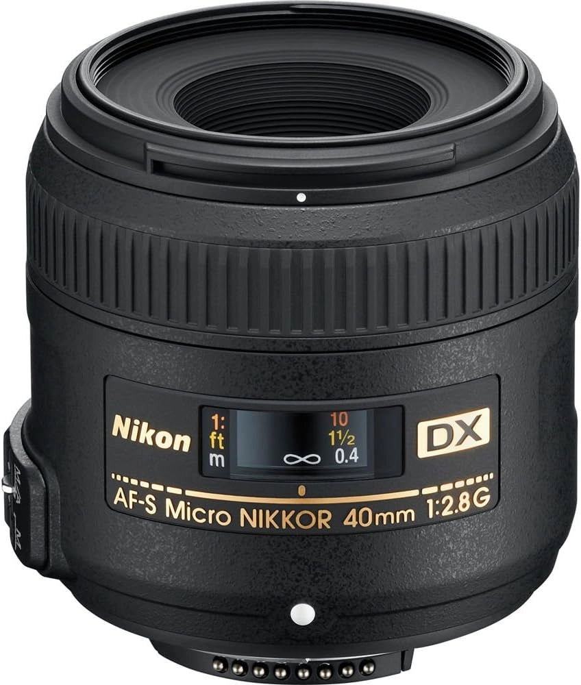 Nikon AF-S DX Micro Nikkor 40 mm f/2.8G Obiettivo, Nero [Versione EU]