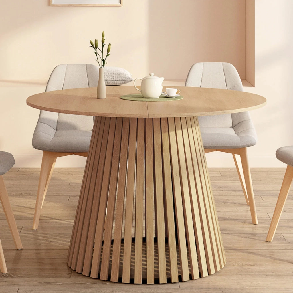 IDMarket - Tavolo da pranzo rotondo per 6 persone CARMEN con gambe a doghe in legno e piano in legno da 110 cm