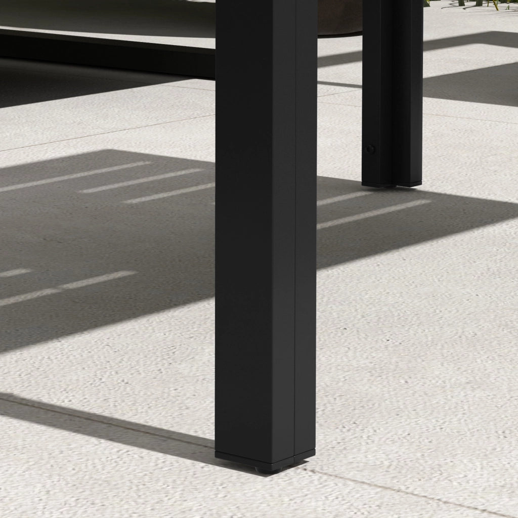 Comodino rettangolare in acciaio; ideale per balcone o giardino. Impermeabile. Dimensionei: 101;5 x 61 x 46 cm. Coloreee: nero.
