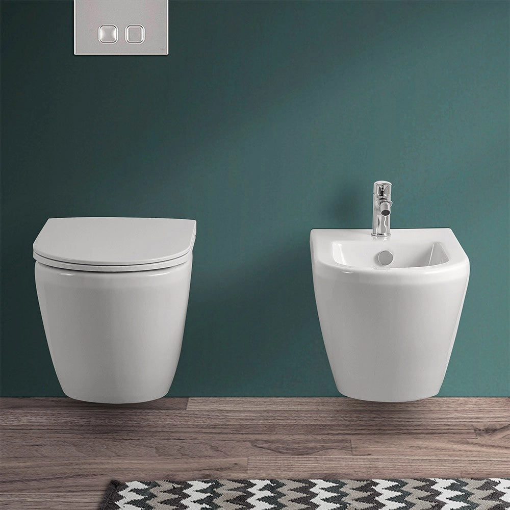 Sanitari sospesi Rimless in ceramica lucida con copriwc soft-close Round