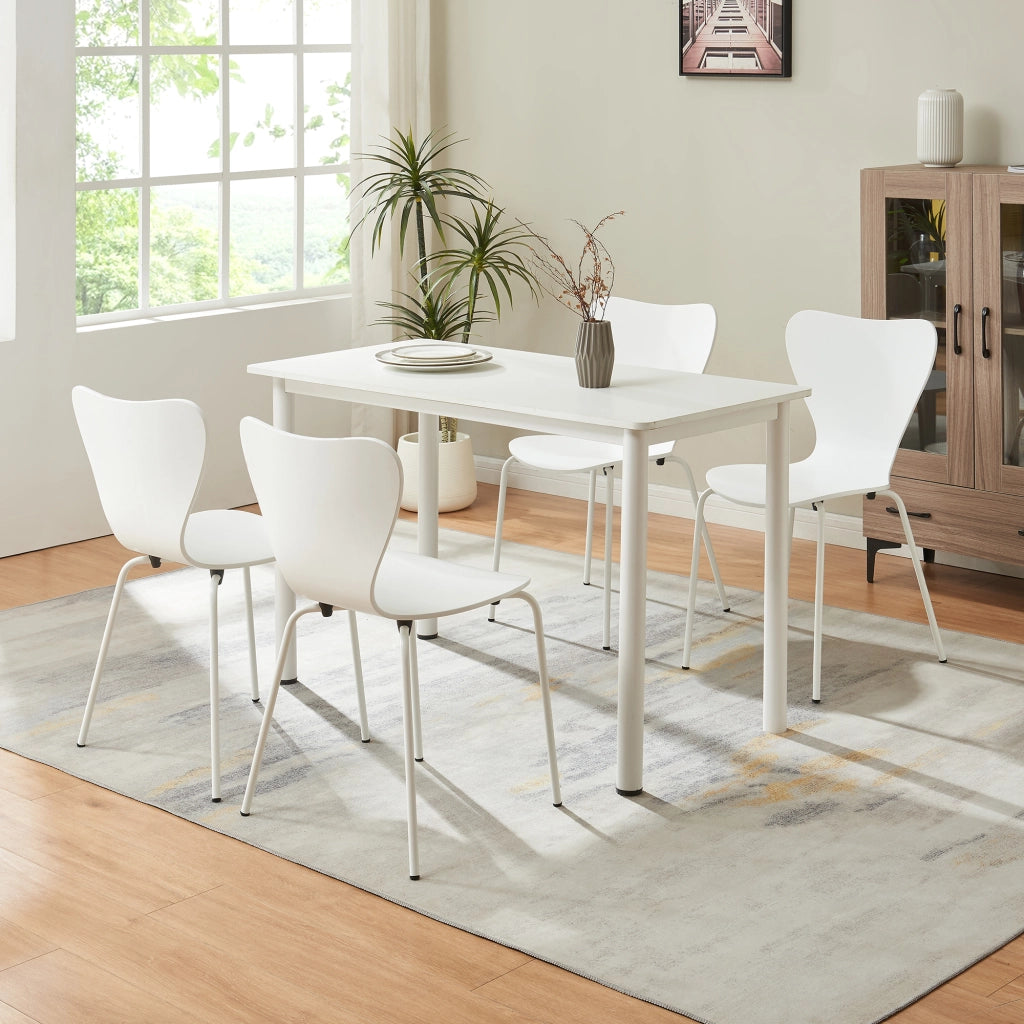 Set di 4 Sedie da Sala Essunga Impilabili - Bianco [en.casa]