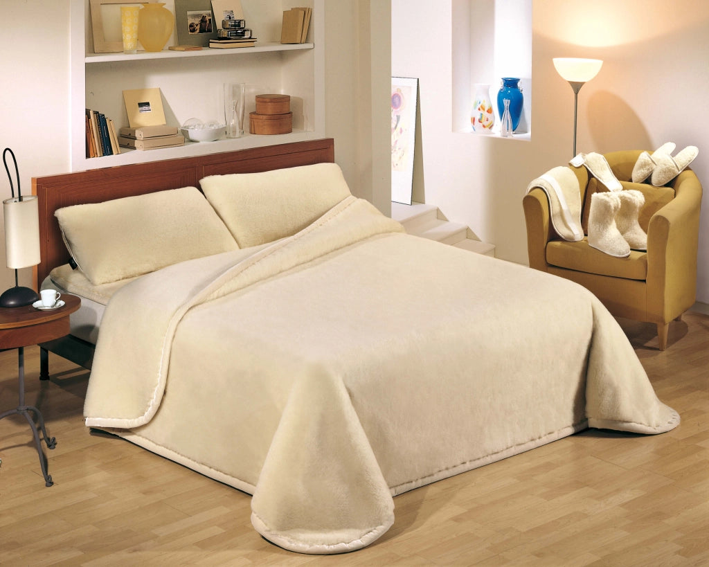 Coperta In Pura Lana Vergine Merinos Agnellato Modello Basile - Singolo - Basile