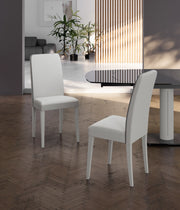 Sedia Anita in Similpelle Bianca e Grigia con Gambe in Legno di Faggio Laccato, Seduta Confortevole e Design - Ombrellificio