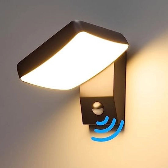 Lampada Esterna Giorno Notte Sensore 
Lampada Esterna Senso di Presenza 
Lampada Esterna con Timer 
Lampada Esterna con Sensore di Movimento 
Lampada da Parete con Sensore