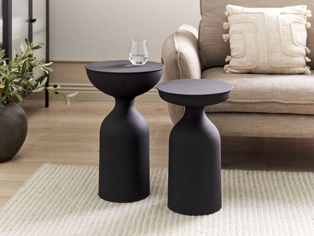 Set di 2 tavolini moderni in ferro opaco verniciato a polvere nero forma ovale soggiorno camera da letto moderna