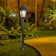 Lampada a Stelo per Esterno 'Keighley' Lampada da Terra con Lanterna a Protezione IP44 - Nero  [lux.pro]