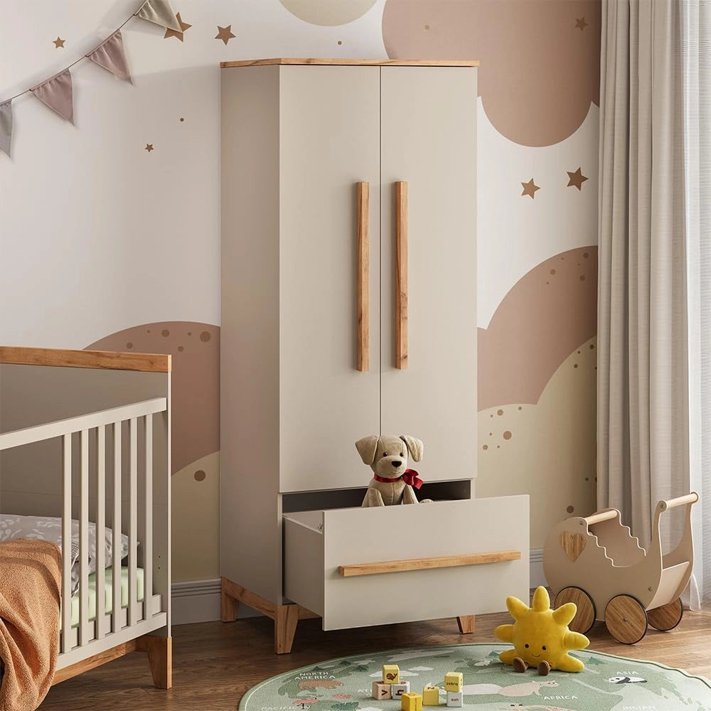 Armadio per bambini Malia, Cashmere/Artigianale, 70 x 186.8 cm, combinabile con altri mobili della serie Malia