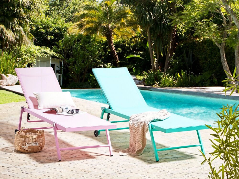 Lettino prendisole da giardino Sedile sintetico turchese Struttura in alluminio 198 x 61 cm Schienale reclinabile regolabile con ruote Patio