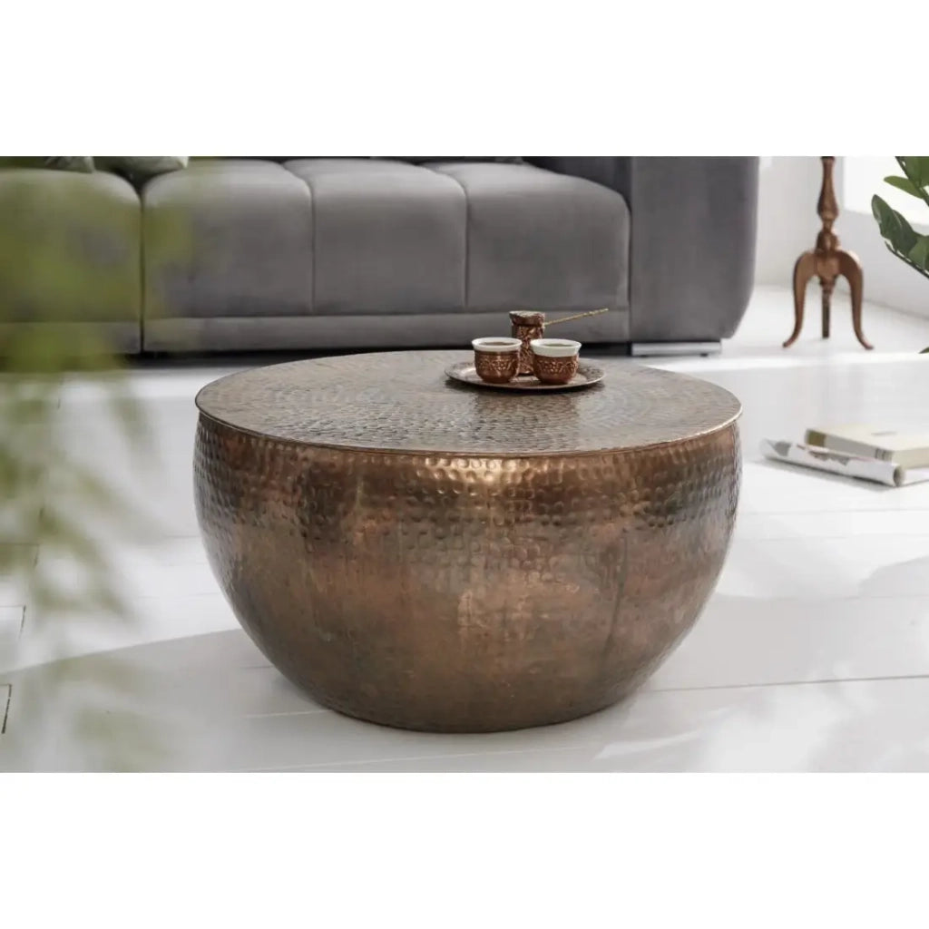 Tavolino TRIANE 60 cm in alluminio rame martellato - Tavolino rotondo di design
