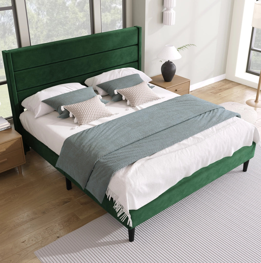 Letto imbottito 140x200 cm con rete a doghe e materasso H3 in velluto verde scuro
