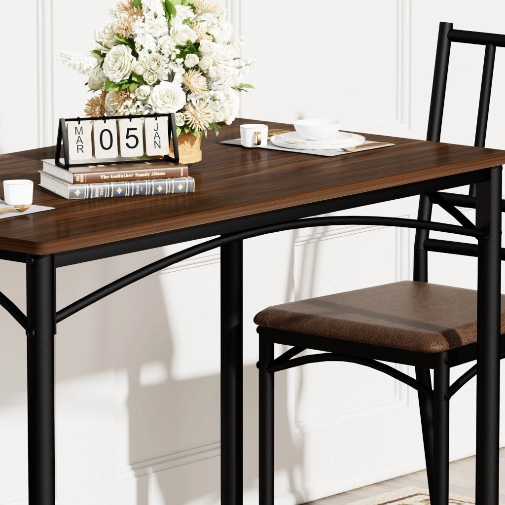 Tavolo da pranzo per 4 persone con 4 sedie salvaspazio industriale in truciolare e acciaio noce 110 × 60 × 76,5 cm