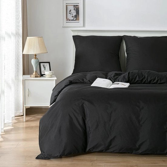 Set di lenzuola da letto, 135 x 200 cm, 3 pezzi, nero, set di lenzuola da letto, coperta da letto in microfibra 135 x 200 cm + 1 cuscino in microfibra 80 x 80 cm, con chiusura a raccordo.