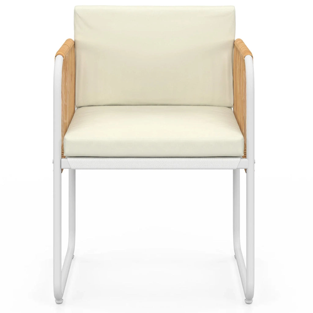 IDMarket - Set di 4 sedie RIO con struttura in metallo bianco, cordoncino effetto rattan chiaro e cuscini beige