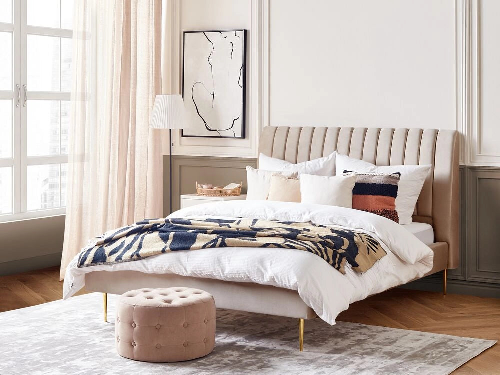 Letto imbottito velluto beige sabbia e oro rete a doghe testiera alta 160 x 200 cm testata alta design retrò