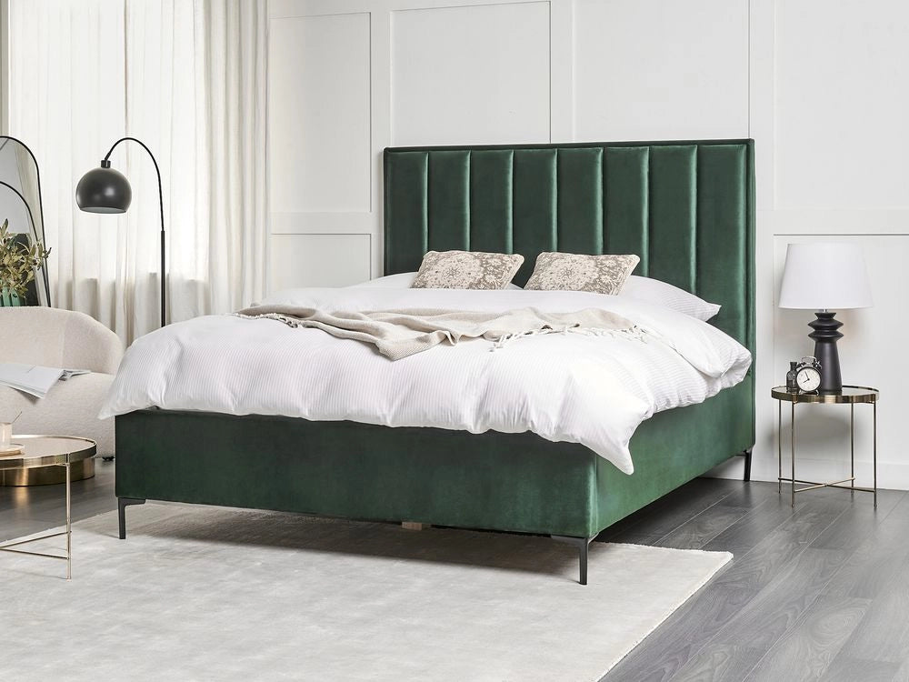 Letto in velluto verde scuro 160 x 200 cm con contenitore ottomana testiera imbottita gambe in metallo Nero