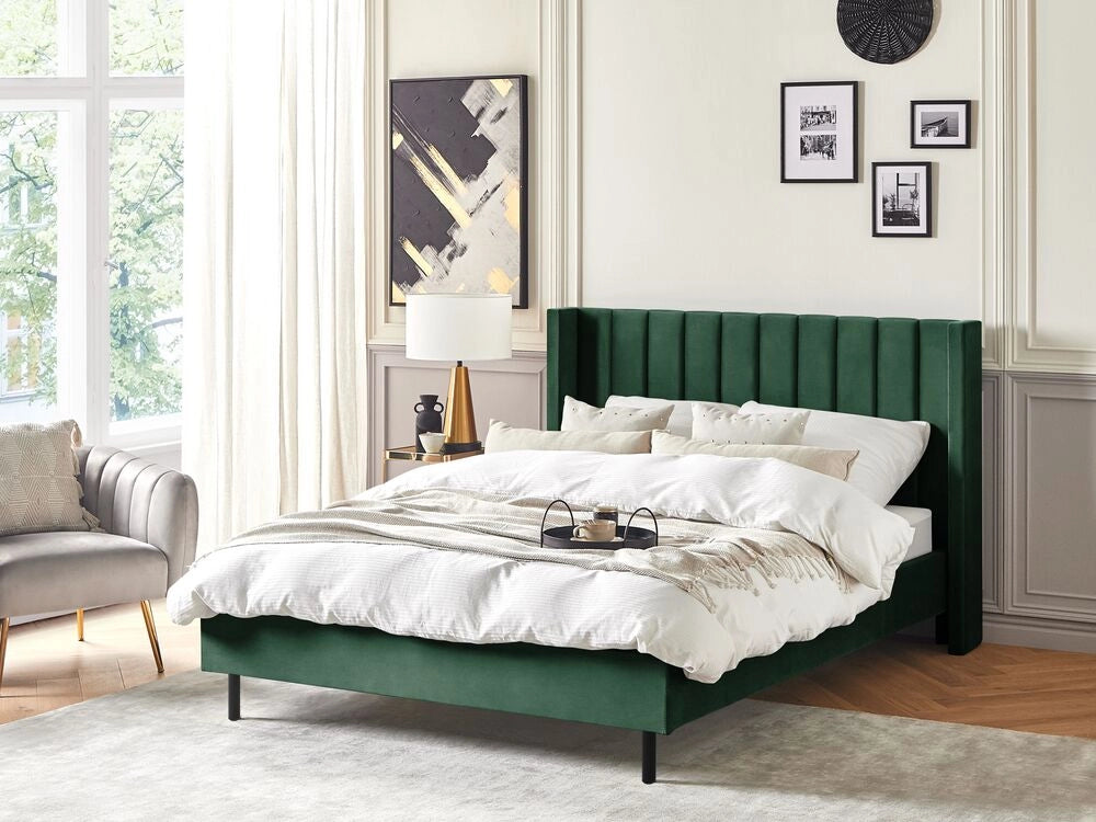 Letto matrimoniale con doghe 140 x 200 cm velluto di colore verde scuro stile glam moderno