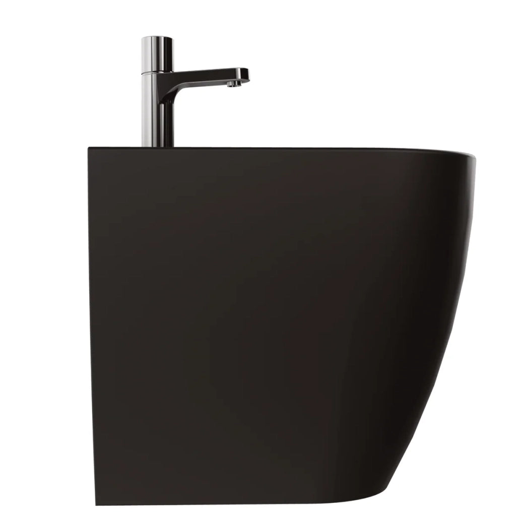 Coppia Di Sanitari Azzurra Ceramica Da Terra Filo Muro Senza Brida Nero Opaco "Comoda"