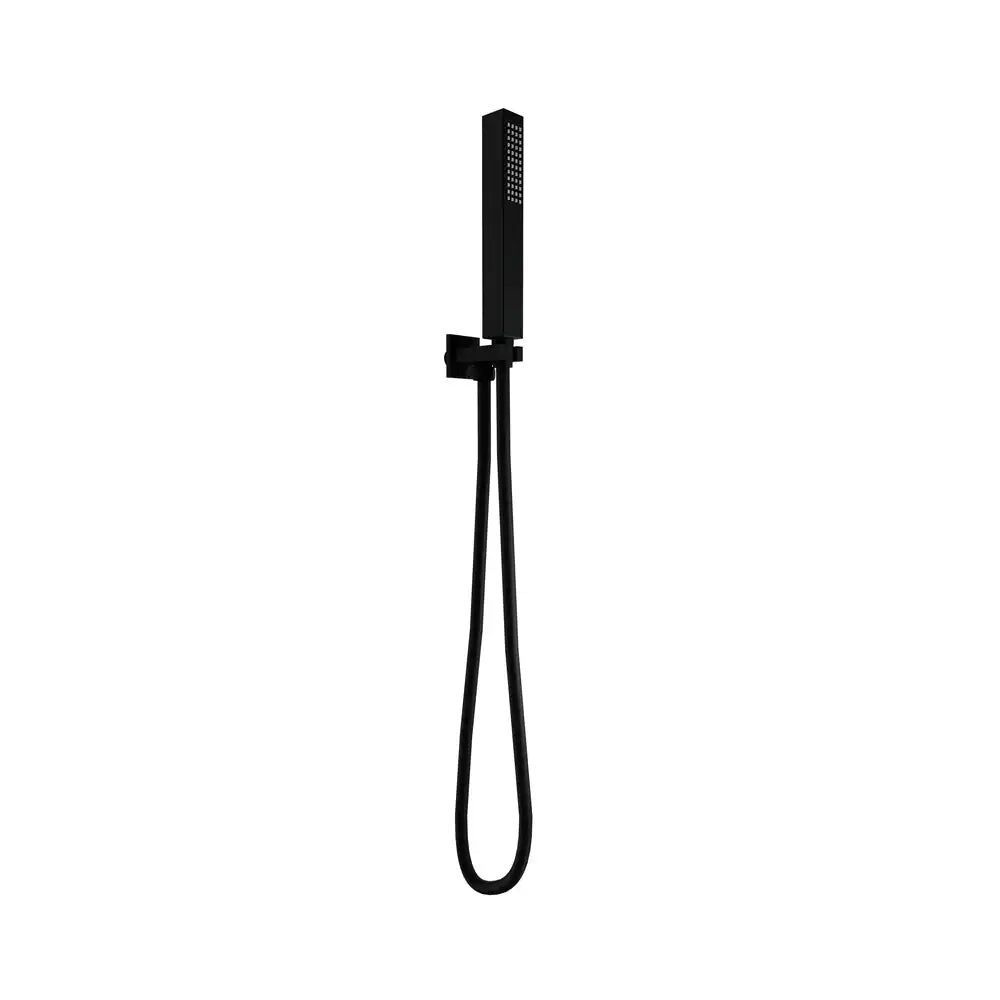 Kit doccia squadrato nero opaco con presa acqua e flessibile da 150 cm