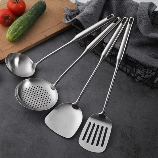 Set di Cucina in Acciaio Inox 4 pezzi: Spatola, Cucchiaio e Scolapasta - Resistenti al Lavastoviglie