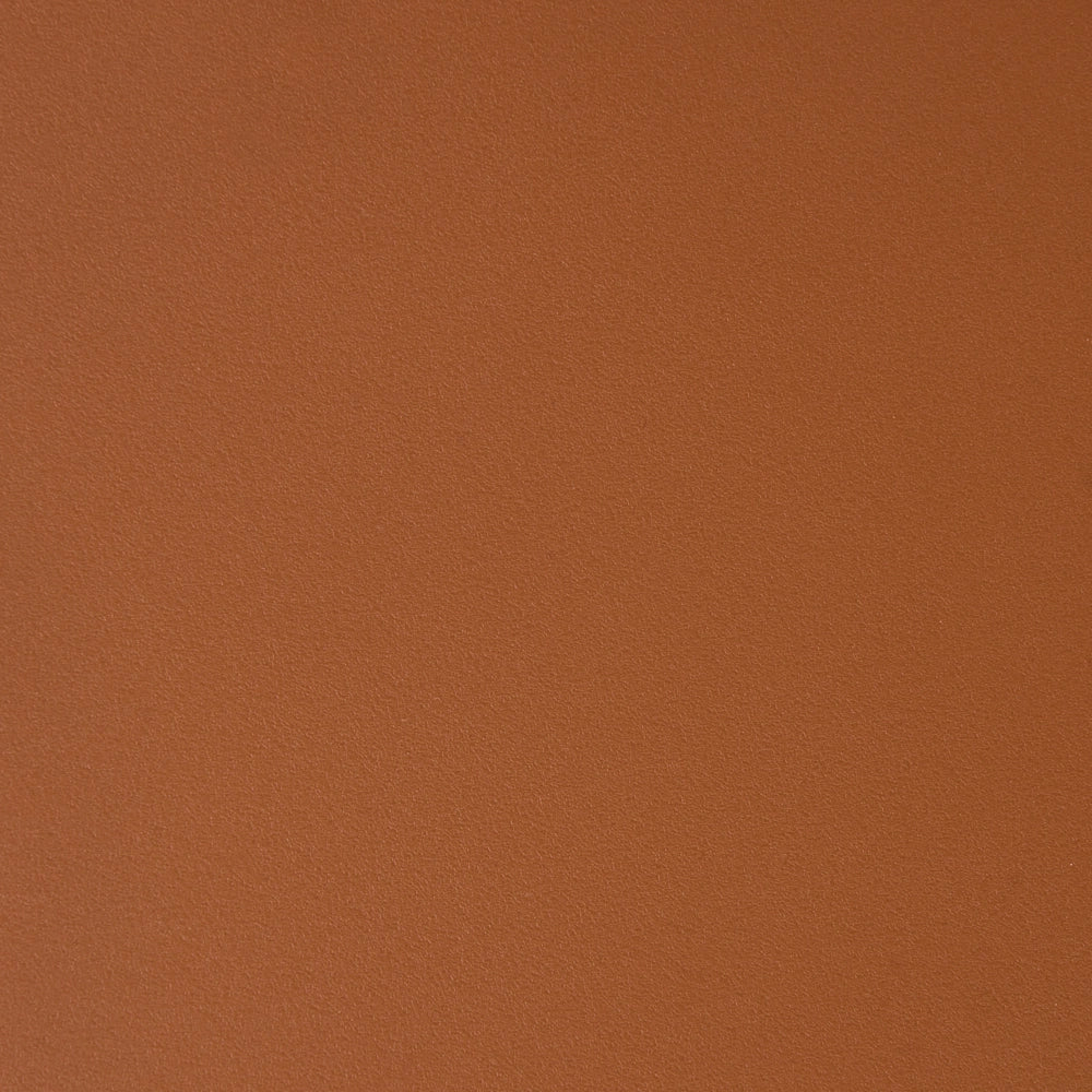 Set di 2 sedie da pranzo con seduta in materiale sintetico arancione e struttura in metallo, in stile minimalista scandinavo, per la zona pranzo della cucina